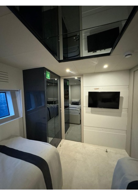 Gallery Thumbnail 19